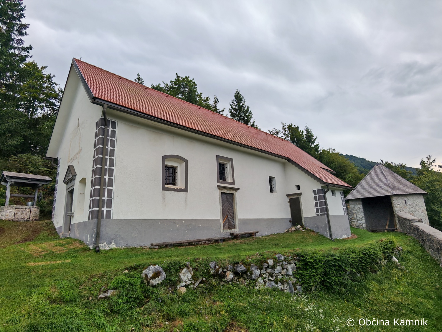 FOTO 1 - CERKEV SV. NIKOLAJA